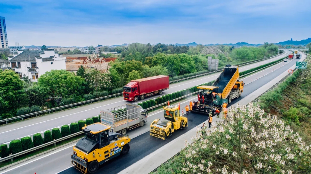 MK体育（中国）国际平台成套化沥青装备助力路面养护大修工程建设