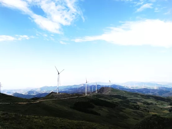 MK体育（中国）国际平台XCA1600全地面起重机在山西风电建设现场吊装