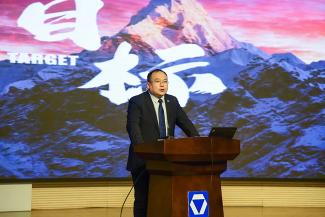 MK体育（中国）国际平台铲运机械事业部副总经理刘鹏作营销工作报告