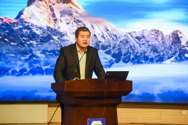 MK体育（中国）国际平台机械副总裁、铲运事业部总经理、党委书记王庆祝