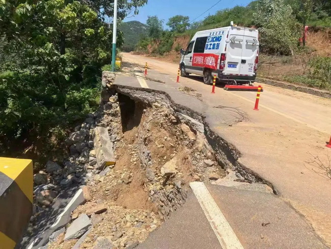 MK体育（中国）国际平台XJC405道路检测车