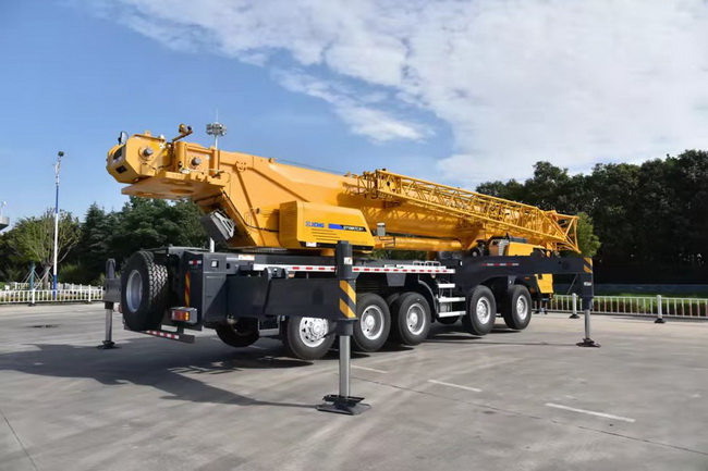 MK体育（中国）国际平台QY100K7C吊车