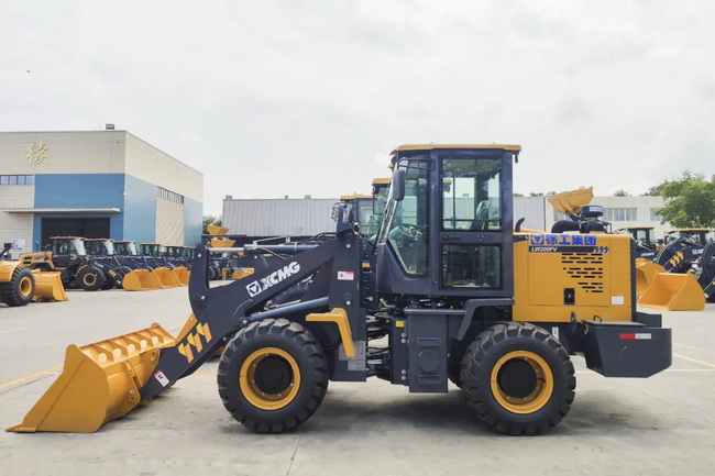 MK体育（中国）国际平台LW200FV Super小型装载机